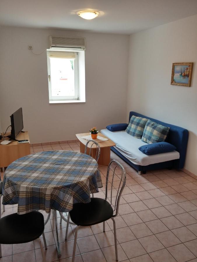 Apartments Bellus Mare Mali Lošinj Kültér fotó