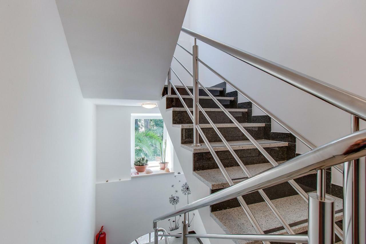 Apartments Bellus Mare Mali Lošinj Kültér fotó