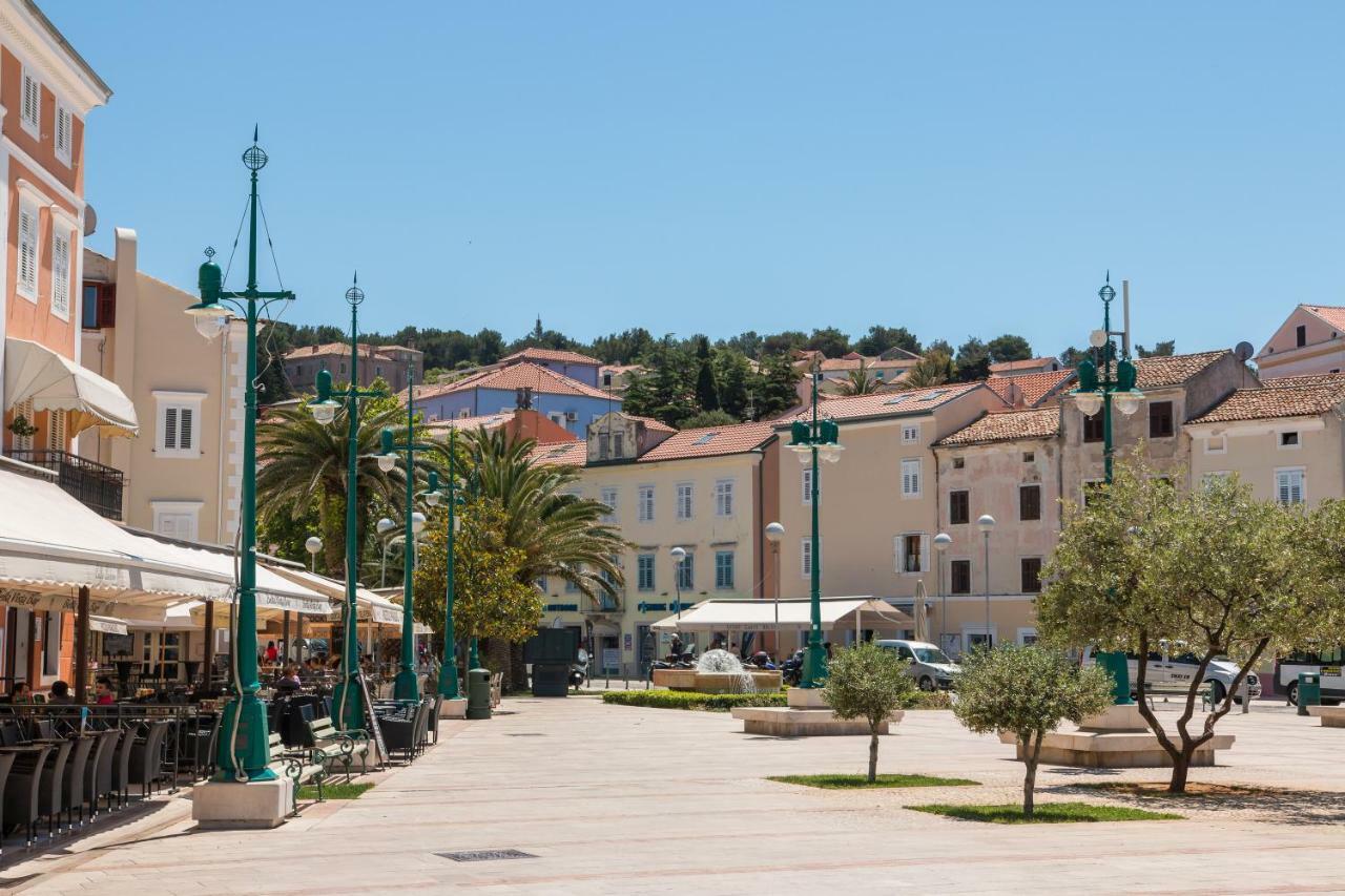 Apartments Bellus Mare Mali Lošinj Kültér fotó