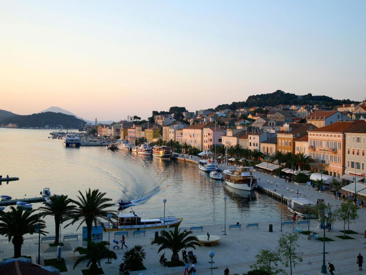 Apartments Bellus Mare Mali Lošinj Kültér fotó